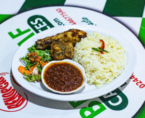 Plain Rice with Grilled Chicken Fried Fish_Tomato Gravy and Coleslaw